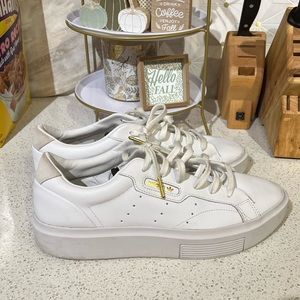 Womens Adidas Original Sleek White Sneakers Size 11